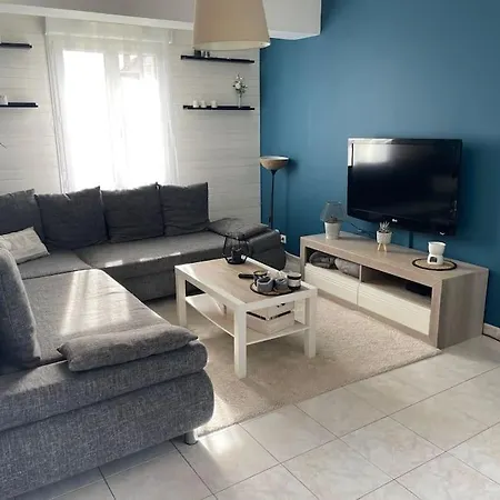Maison Familiale, Emplacement Ideal * Aigneville
