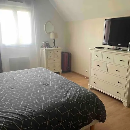 Maison Familiale, Emplacement Ideal * Aigneville